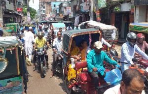 জয়পুরহাটে স্বাভাবিক হতে চলেছে জনজীবন