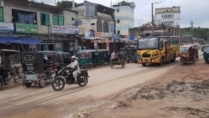 জয়পুরহাটে স্বাভাবিক হতে চলেছে জনজীবন